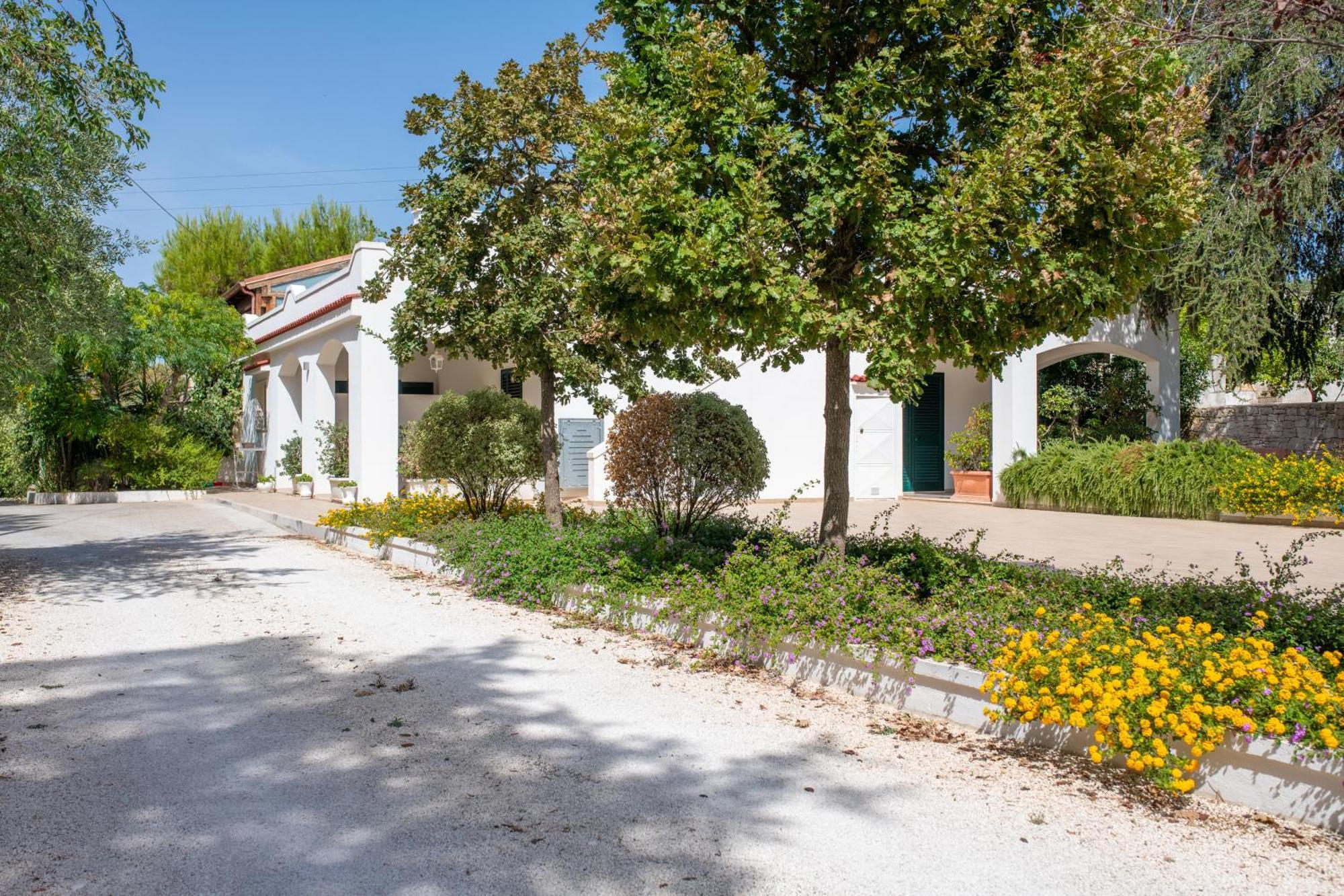 suite carrubo Ostuni Exterior foto